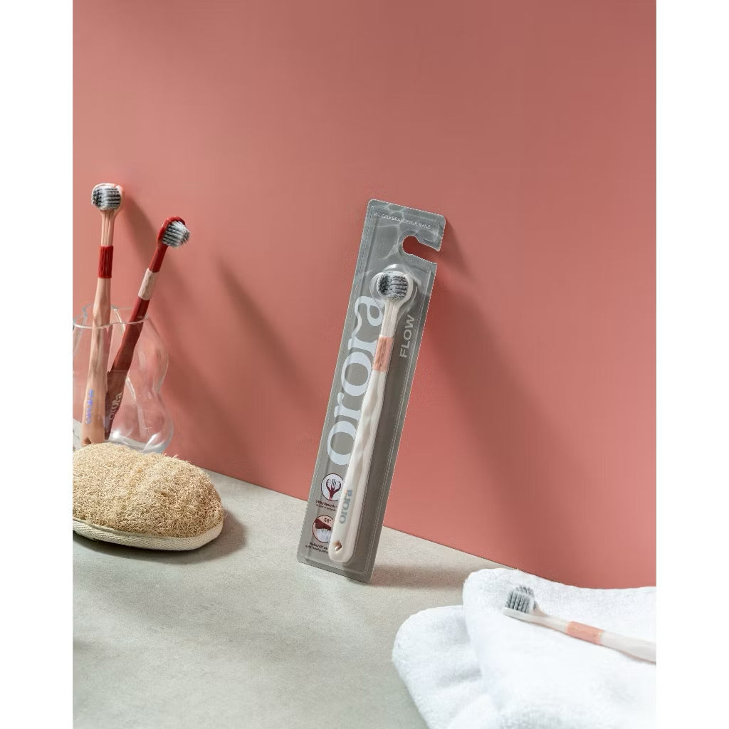 Orora แปรงสีฟัน ออโรร่า รุ่น Flow แปรงสีฟัน 3 หัว ขนนิ่ม Super soft เทคโนโลยี Dynamic Clean