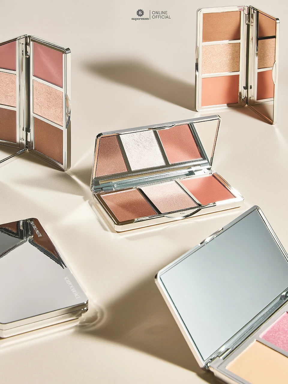 (Pre-order) SUPERMOM I’M A TRIO PALETTE พาเลตต์ 3 สไตล์ในตลับเดียว