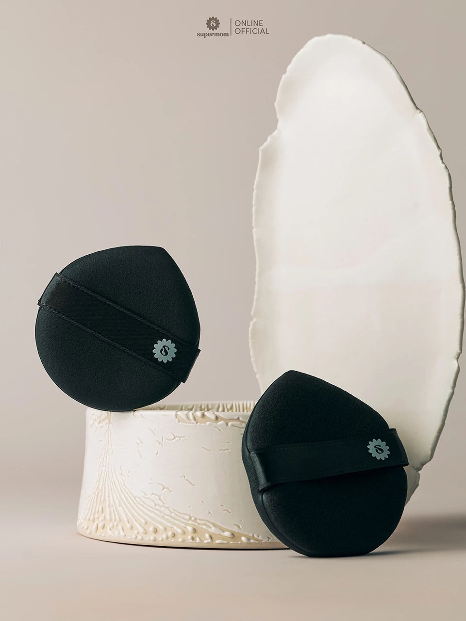 (Pre-order) SUPERMOM SOFT FUSION PUFF #132 พัฟรองพื้น 1 ชิ้น