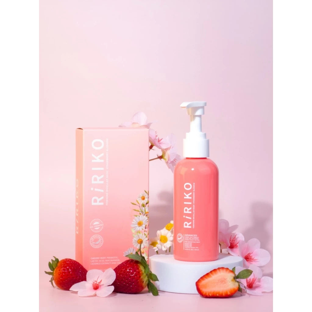 RIRIKO Strawberry Blossom Feminine Micellar Wash ผลิตภัณฑ์ทำความสะอาดจุดซ่อนเร้น 150ml.